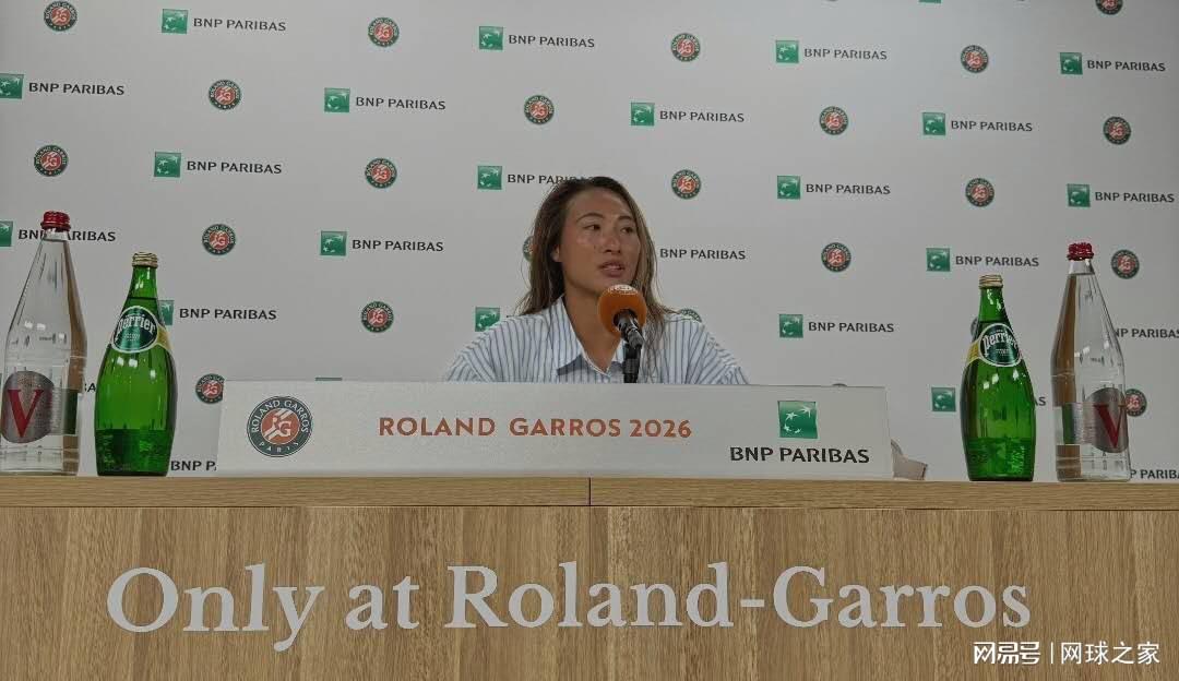 记者:费内巴切仍在和曼城谈阿克转会费,预计700万+150万镑 记者:费内巴切仍在和曼城谈阿克转会费,预计700万+150万镑