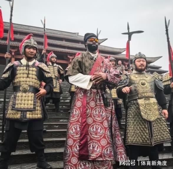 尽管得到了莫兰特，但人员拥挤的开拓者并不打算送走后场老将？