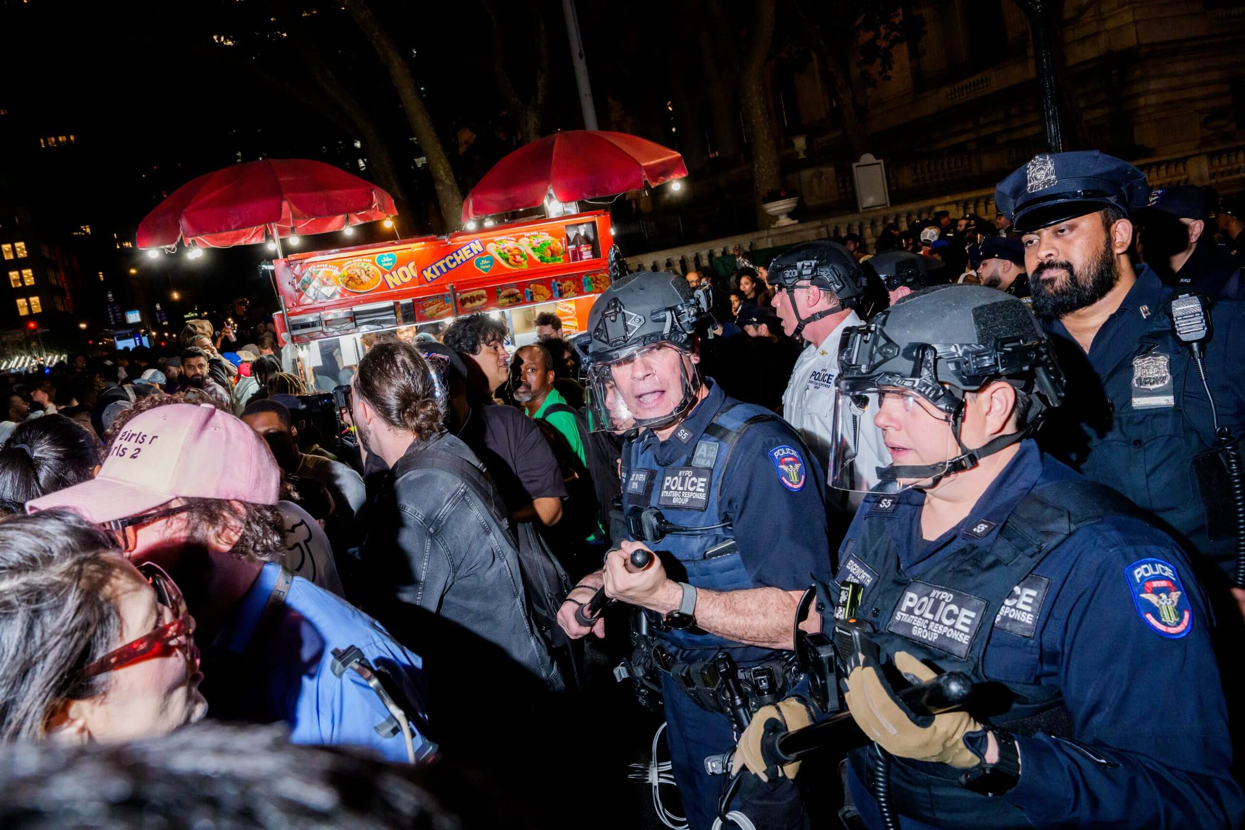 华体会体育罗马诺：曼联2月就和安德雷桑托斯经纪人沟通，维韦尔了解他