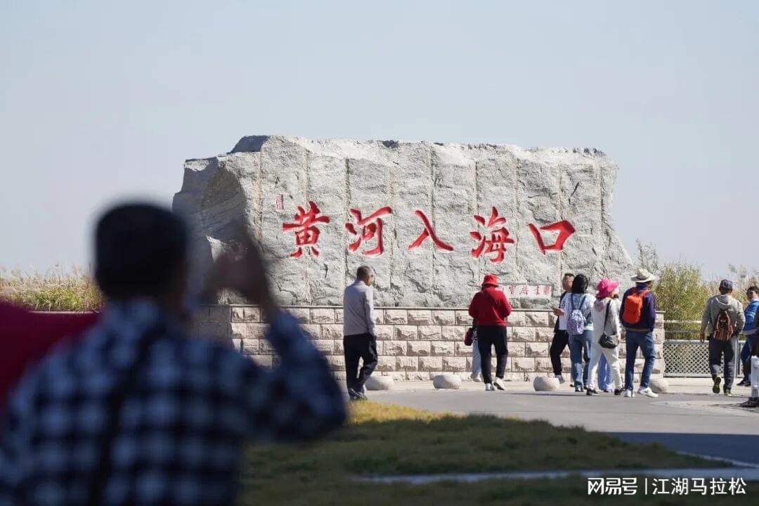 53年了!尼克斯第3冠战T!他们是狂狗! 53年了!尼克斯第3冠战T!他们是狂狗!