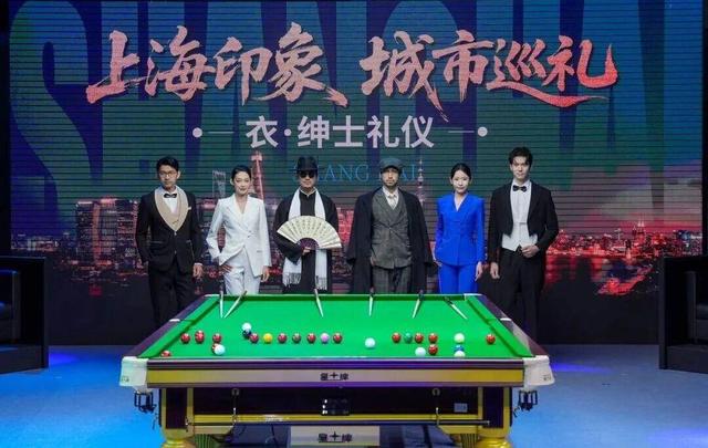 记者:费内巴切仍在和曼城谈阿克转会费,预计700万+150万镑 记者:费内巴切仍在和曼城谈阿克转会费,预计700万+150万镑