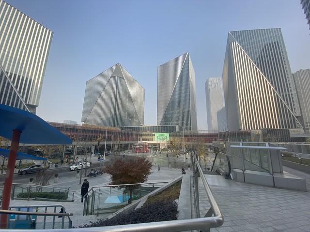华体会体育不到两年前，他被国王裁掉，如今他却带领尼克斯拿到了总冠军？