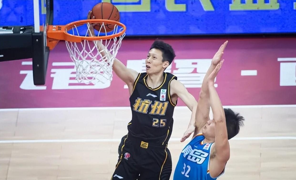 阿斯：杜兰将转会至加拉塔萨雷，加盟前他需签约纪律约束条款