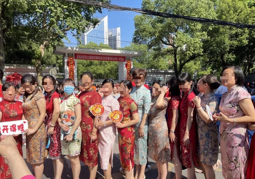 阿斯:杜兰将转会至加拉塔萨雷,加盟前他需签约纪律约束条款 阿斯:杜兰将转会至加拉塔萨雷,加盟前他需签约纪律约束条款