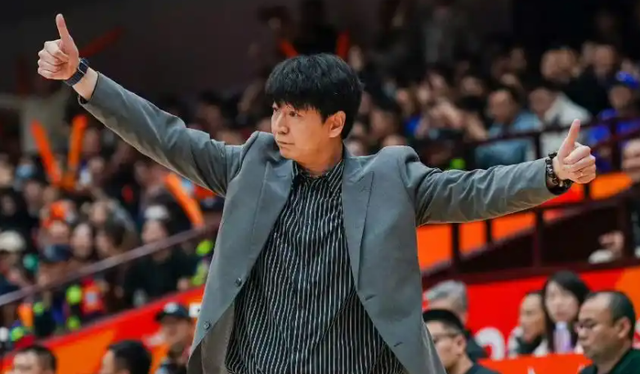 不惧文班垫脚布伦森45+3，唐斯全场2分，尼克斯4
