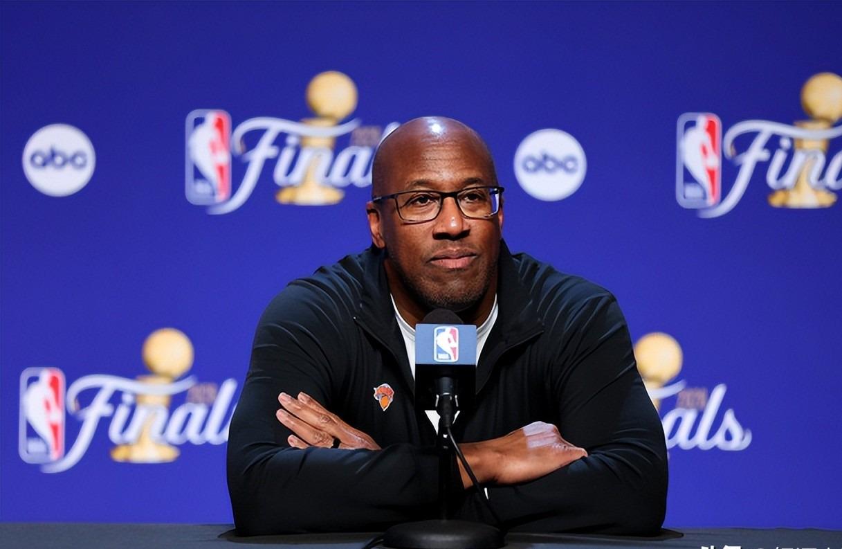 华体会体育NBA官方总决赛G5裁判报告：漏吹哈珀对布伦森犯规 无碍尼克斯夺冠