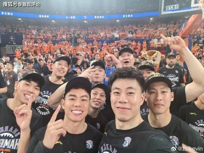 华体会体育NBA流言汇总:雄鹿绿军围绕字母谈判 布朗去第三方 华体会体育NBA流言汇总:雄鹿绿军围绕字母谈判 布朗去第三方