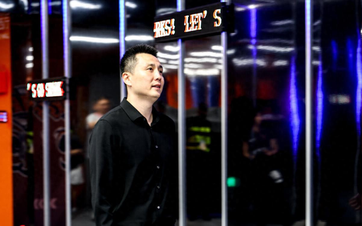 卧槽!詹姆斯跟湖人的矛盾,2021年就发生了... 卧槽!詹姆斯跟湖人的矛盾,2021年就发生了...
