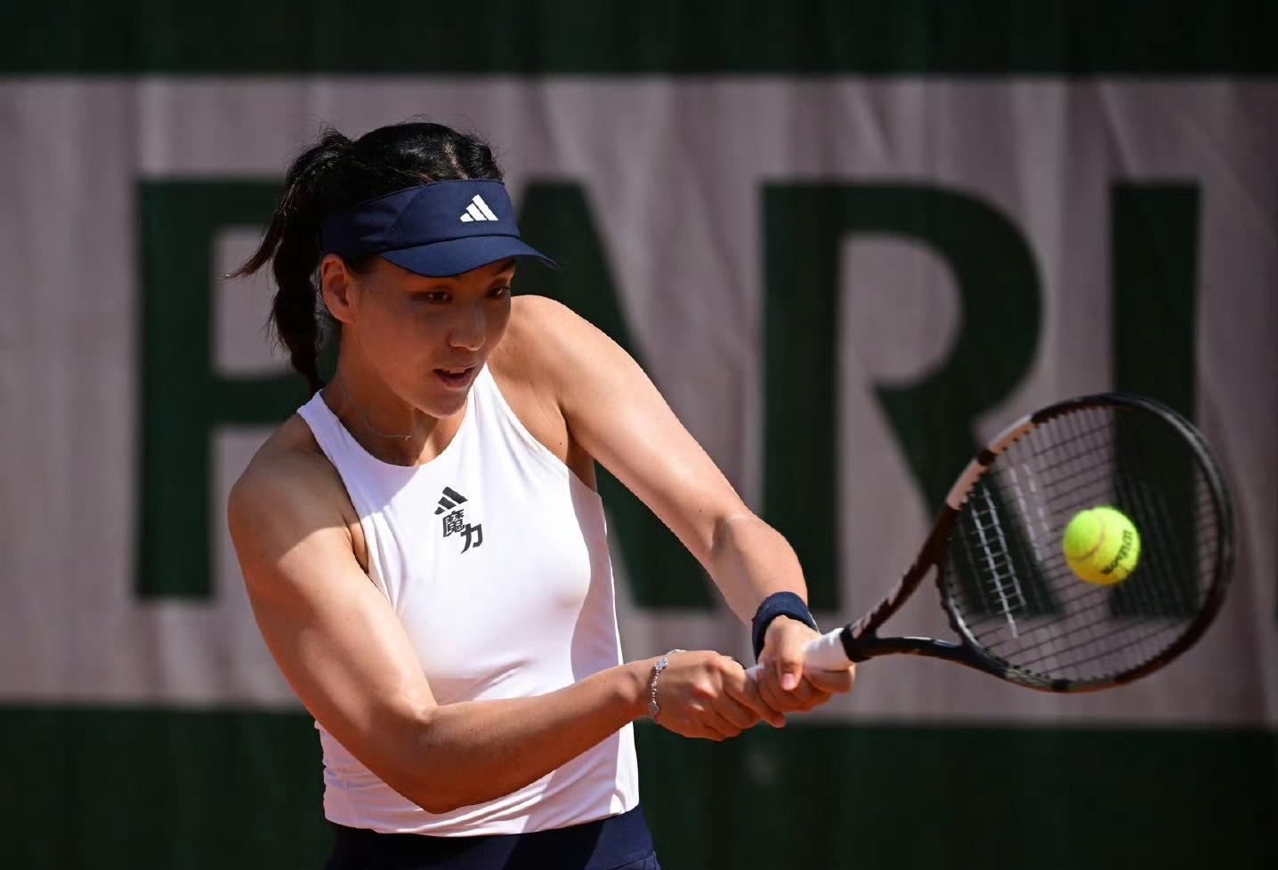 NBA球员齐聚青训营:朗多传授球商,欧文膝伤后首秀状态良好 NBA球员齐聚青训营:朗多传授球商,欧文膝伤后首秀状态良好