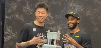 华体会体育绝妙,湖人队新阵容被NBA评论员比尔·西蒙斯起绰号“Snowtime” 华体会体育绝妙,湖人队新阵容被NBA评论员比尔·西蒙斯起绰号“Snowtime”