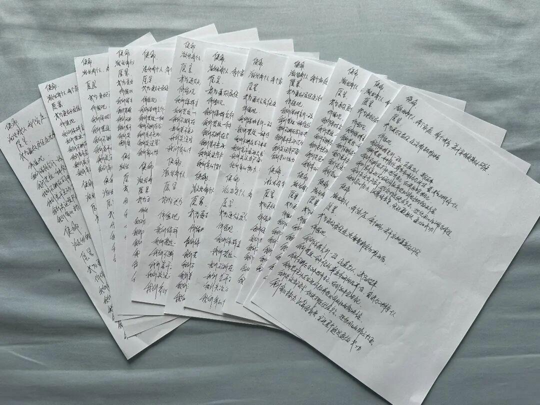 比尔·西蒙斯设想:勒布朗·詹姆斯可能推迟签约,到赛季中再签 比尔·西蒙斯设想:勒布朗·詹姆斯可能推迟签约,到赛季中再签