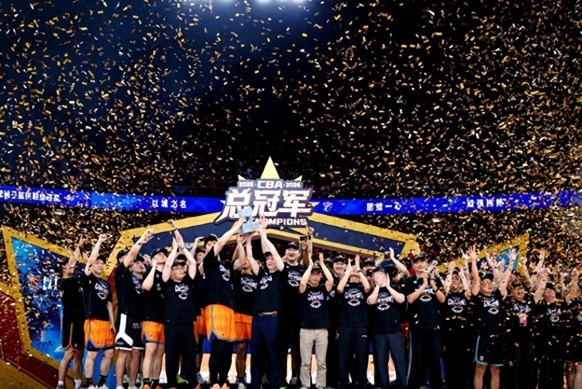 NBA曝多消息 总决G5字母哥交易 NBA曝多消息 总决G5字母哥交易