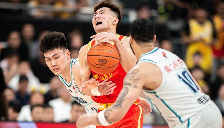 尼克斯成NBA首支赛季双冠王 尼克斯成NBA首支赛季双冠王