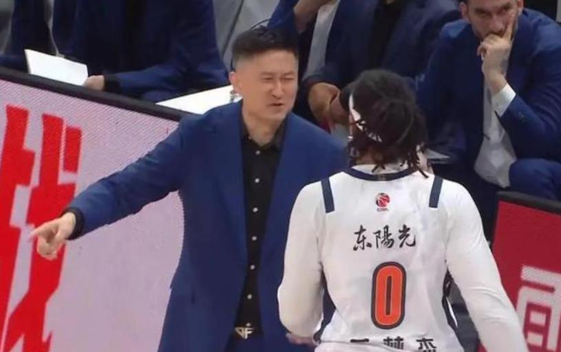 魔术师叫停字母哥交易:没人能拆散这支尼克斯 魔术师叫停字母哥交易:没人能拆散这支尼克斯