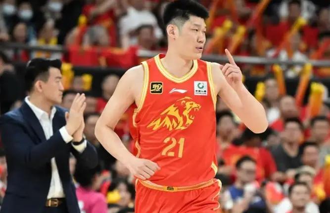快船对马里兰大学大四锋线，他有着超强的篮板争抢能力？