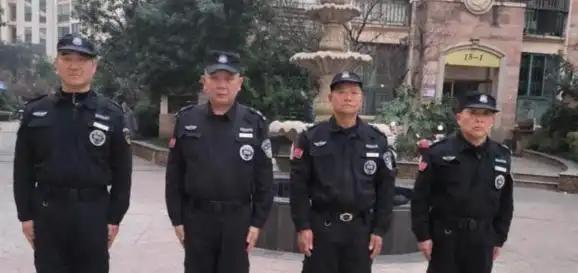 马刺领先16分半场被追到仅领先5分 文班9+9+5帽布伦森16分
