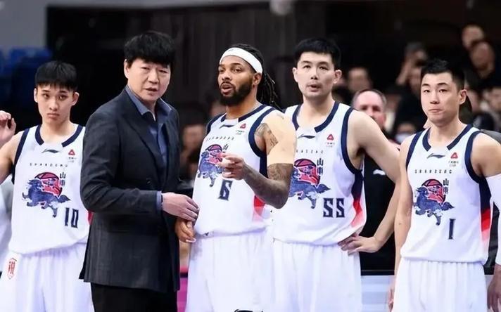 大反扑！尼克斯落后16分又追上：布伦森轰16分，文班9分5盖帽