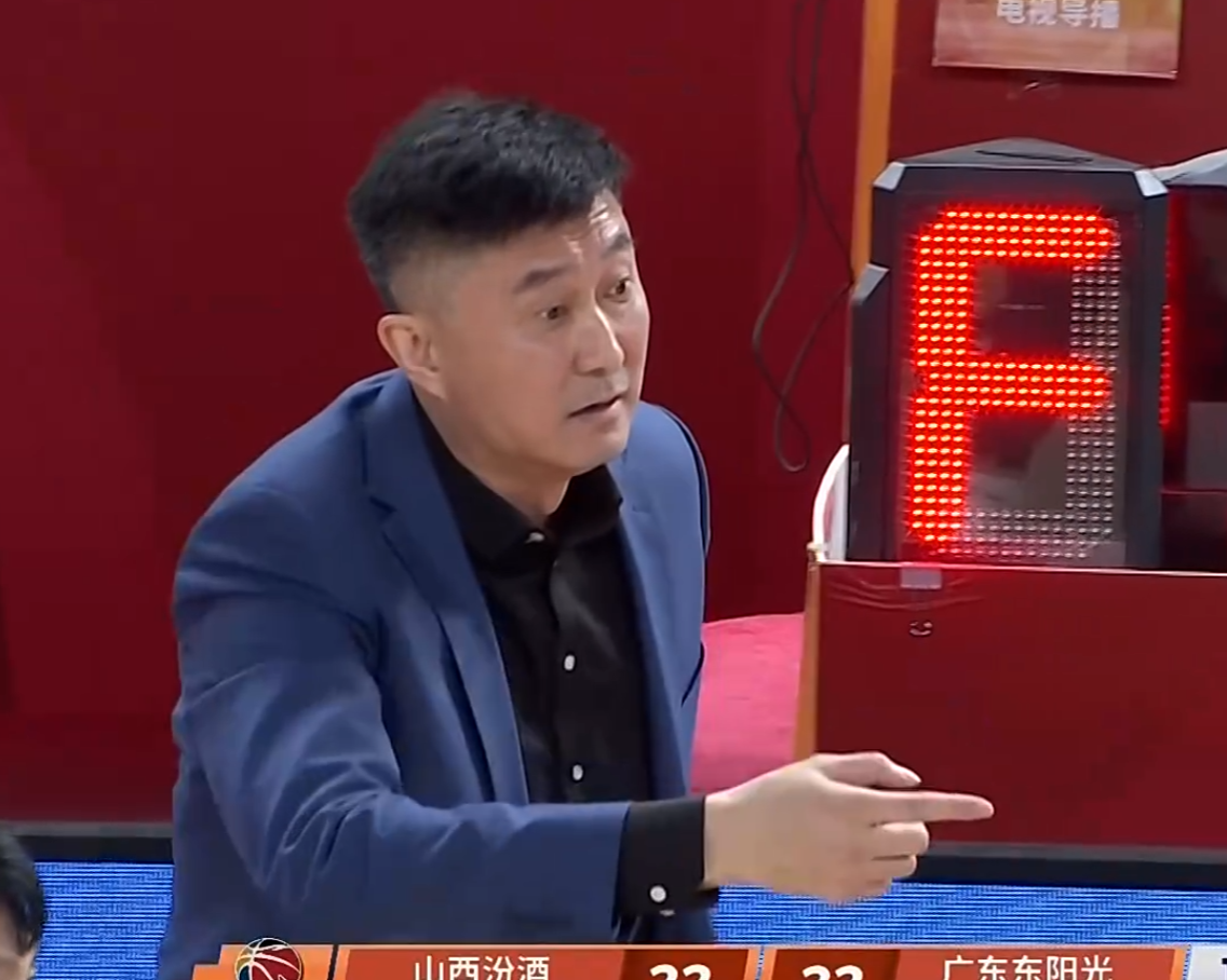 火箭助教艾维竞争独行侠帅位 火箭助教艾维竞争独行侠帅位