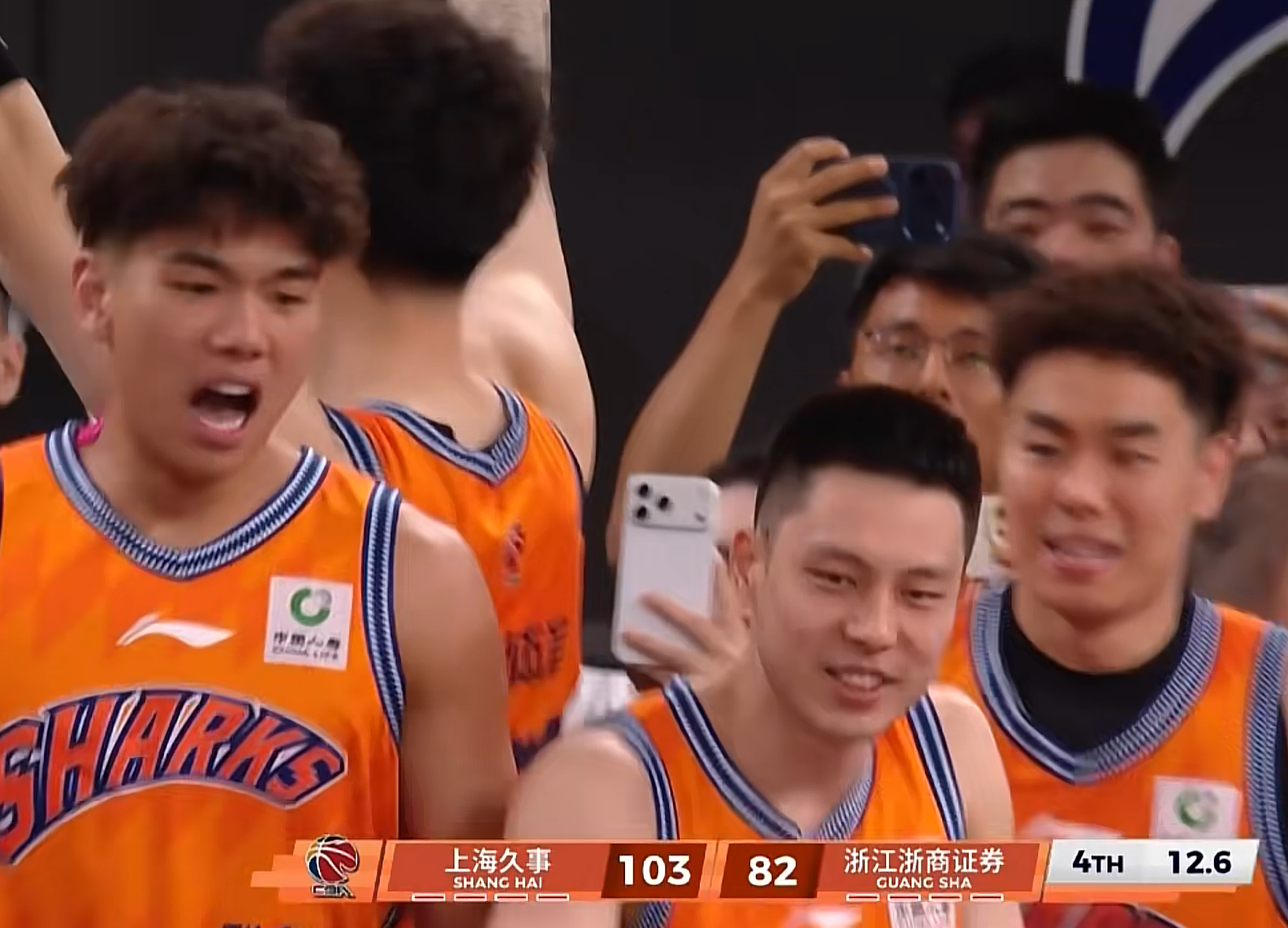 勇士队获得备受瞩目的1.12亿美元侧翼重大交易更新! 勇士队获得备受瞩目的1.12亿美元侧翼重大交易更新!