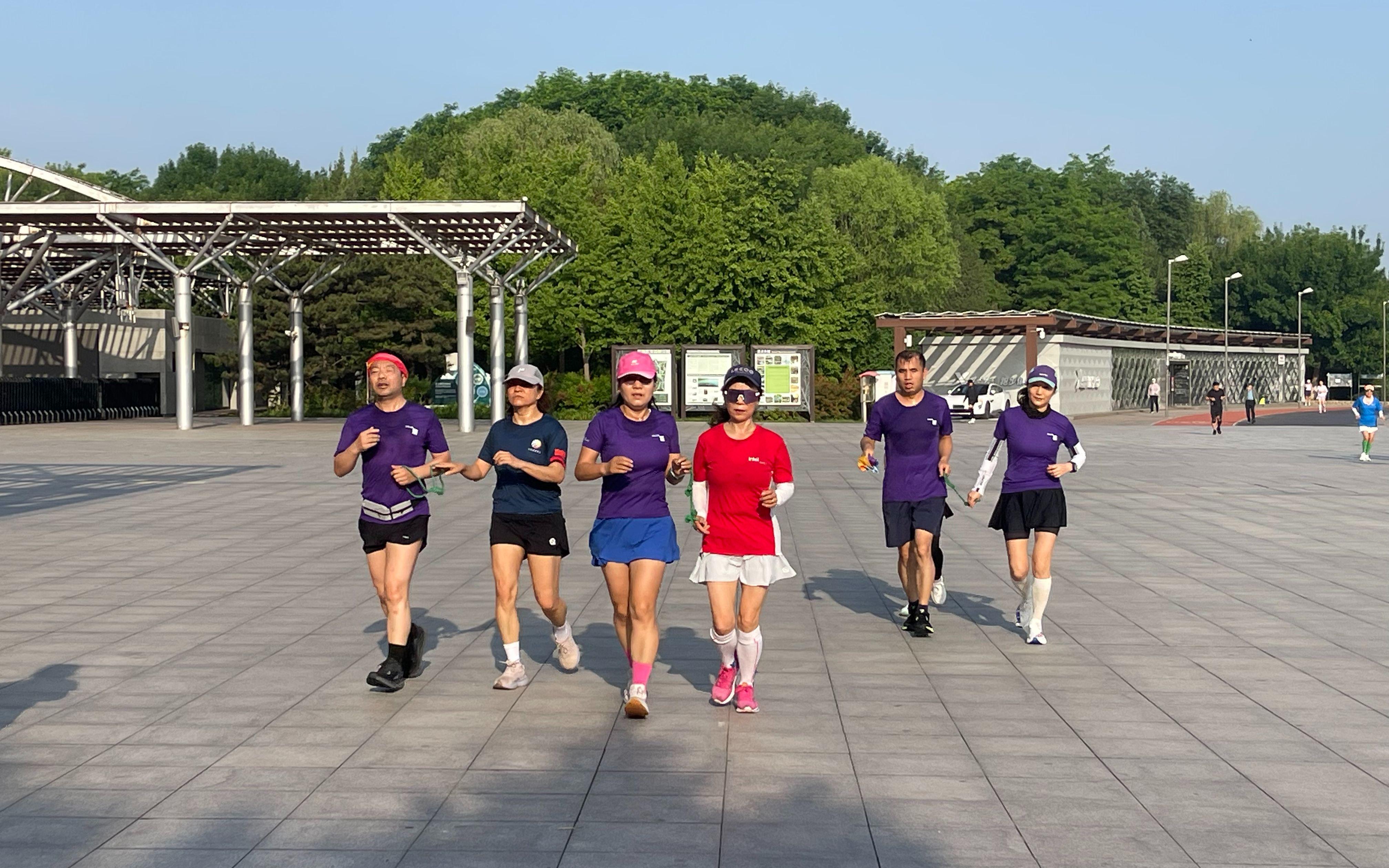 一句“不想玩了就可以”炸出503条回复：40岁中年人为何集体破防？