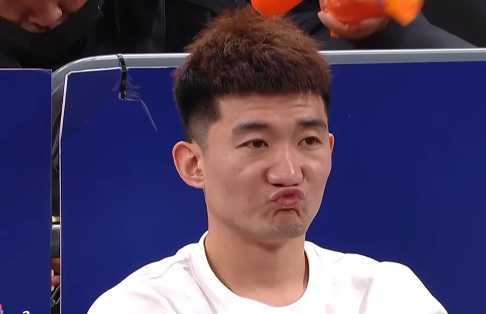学霸港姐王嘉慧晒美照 颜值体态双在线气质出众 学霸港姐王嘉慧晒美照 颜值体态双在线气质出众