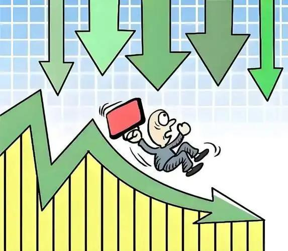记者：费内巴切仍在和曼城谈阿克转会费，预计700万+150万镑