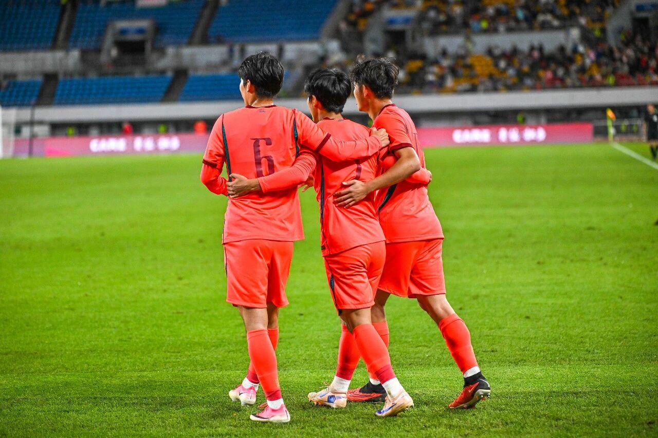 世界杯|沙特“铁桶阵”1:1逼平乌拉圭 世界杯|沙特“铁桶阵”1:1逼平乌拉圭
